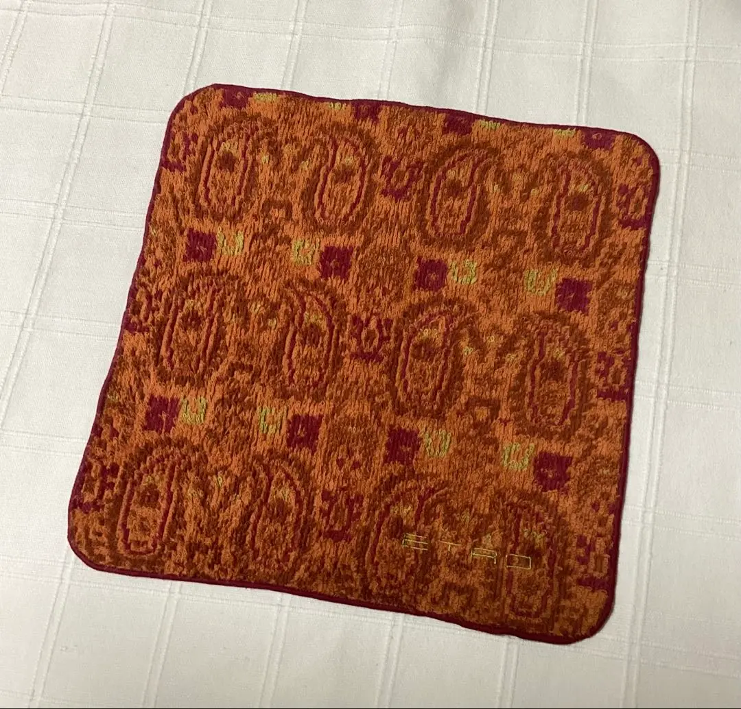 【新品未開封品】ETRO ホームコレクション ブランケット ジャガード ETRO HOME ジャカード ブランケット | ニュートラル | FARFETCH JP