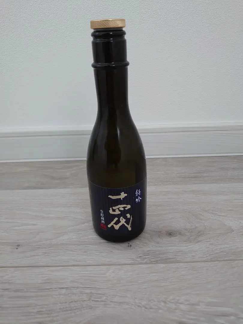 特吟　十四代　生貯蔵酒 十四代 特吟 生貯蔵酒