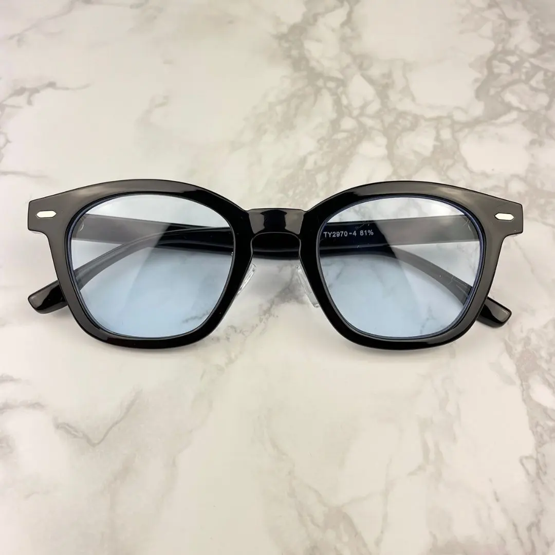 Thumbnail of ◎ Brand new, unused nose pad Wellington sunglasses Boston light blue