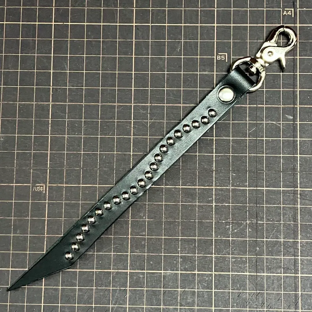 Thumbnail of Handmade Tochigi Leather Studded Leather Key Holder Key Ring KR02NT1