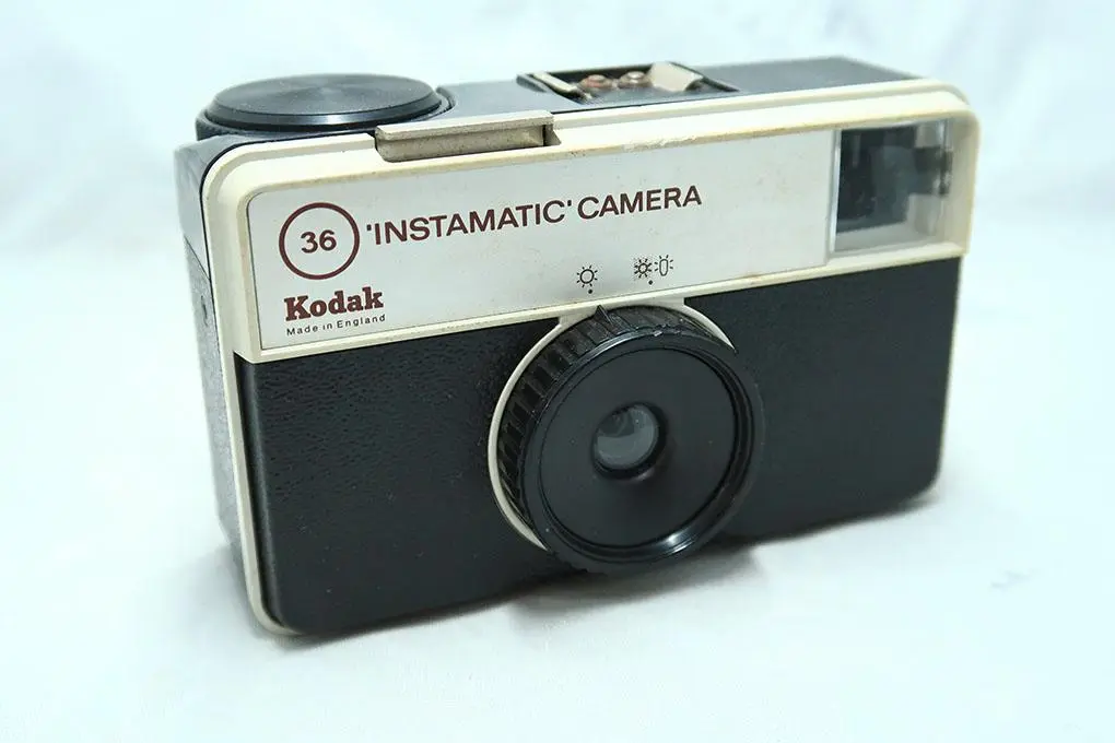 超〰️ヴィンテージカメラ/ インスタマチックキャメラ100 超〰️ヴィンテージカメラ/ インスタマチックキャメラ100