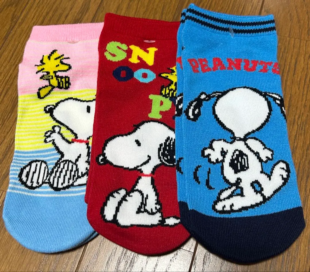 Thumbnail of New, Unused Snoopy Ladies Socks 3-Pair Set, Cute, 23-25cm