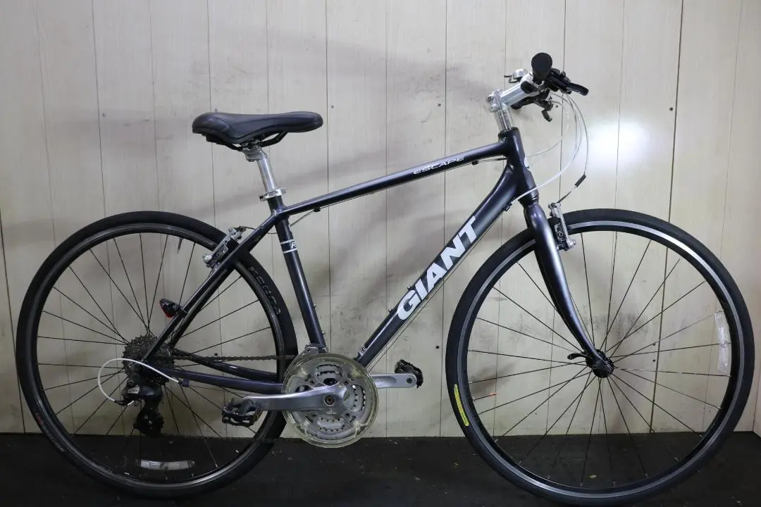 ＧＩＡＮＴ　ジャイアント　エスケープＲ３ 　サイズM　埼玉県引取り 2023 GIANT Bicycles | ESCAPE R3 MS LTD