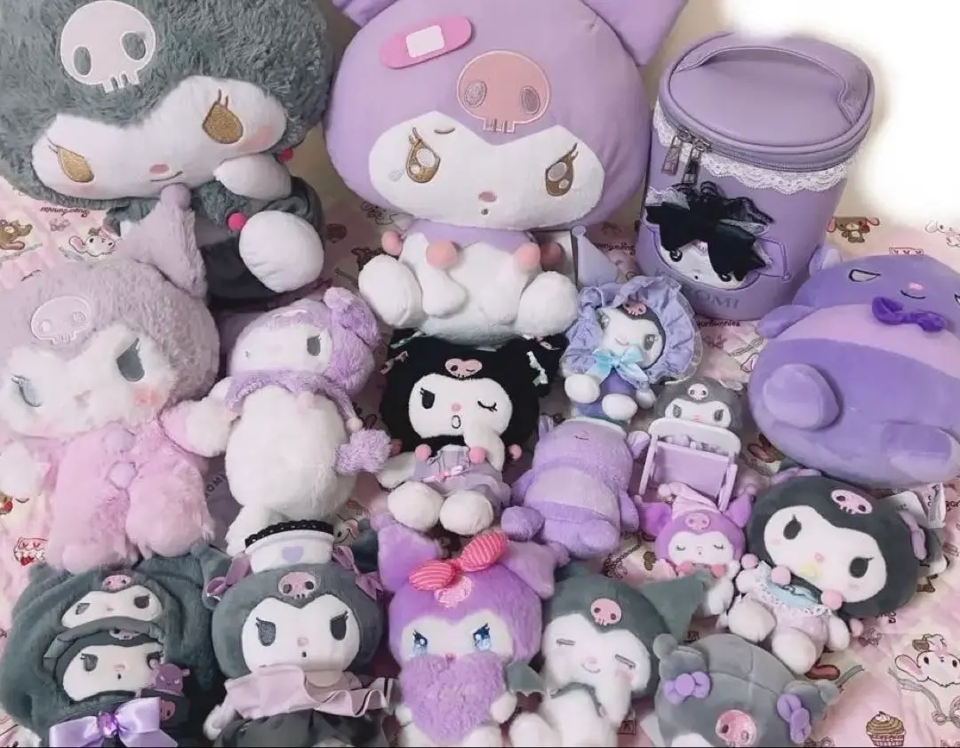 クロミ　くたくた癒やしドール　ぬいぐるみ Amazon.co.jp: クロミ くたくた癒しドール ぬいぐるみ : おもちゃ