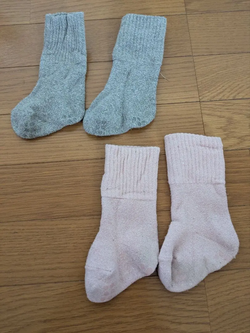 Thumbnail of Thick baby socks, gray and pink, set of 2, 11-13 cm