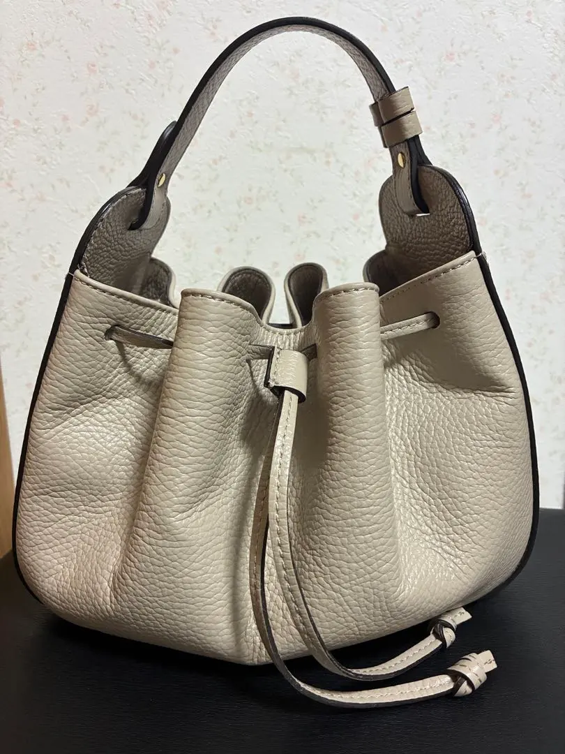 LORISTELLA 單手柄肩背包 的縮圖