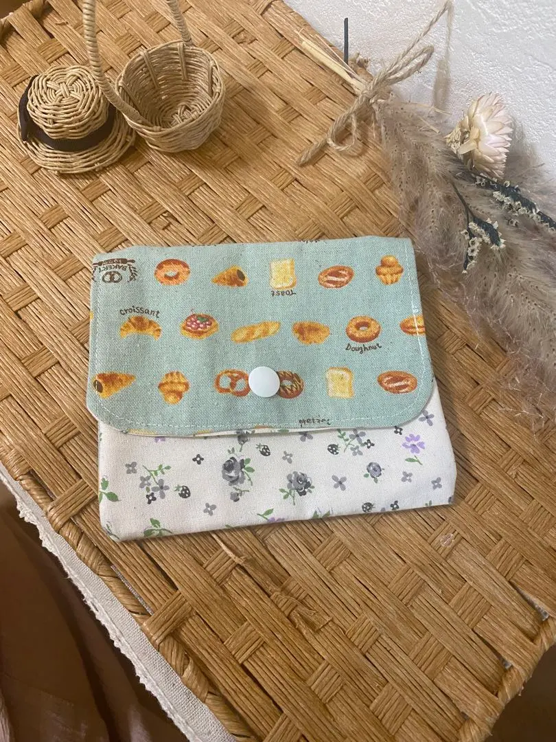 Thumbnail of Bread and Floral Handkerchief Pouch