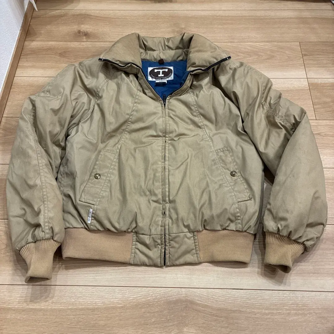 TRAILWISE BERKELEY 羽絨外套 M 尺寸 的縮圖