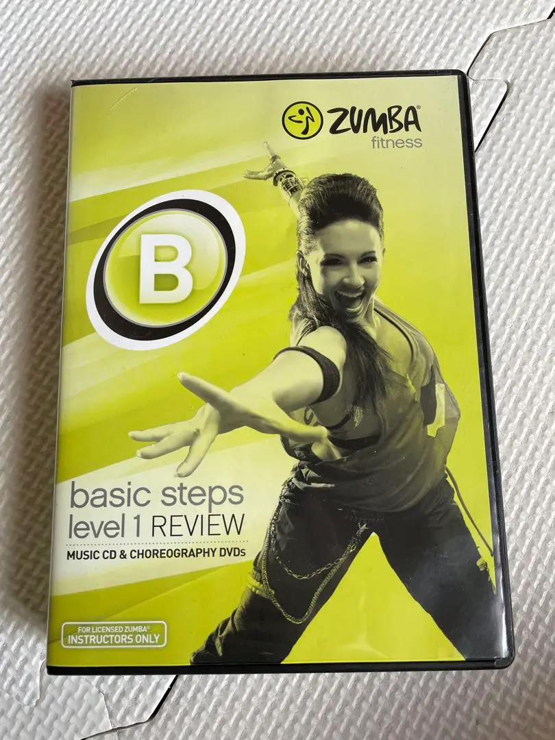 2025年最新】zumba dvd 4枚の人気アイテム - メルカリ
