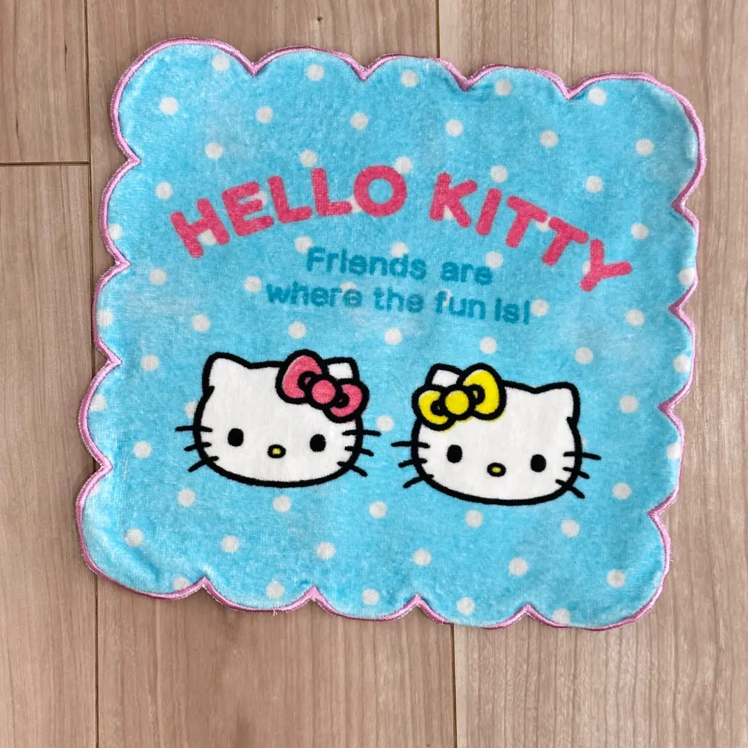 Thumbnail of New Hello Kitty Mini Towel Sanrio Scalloped