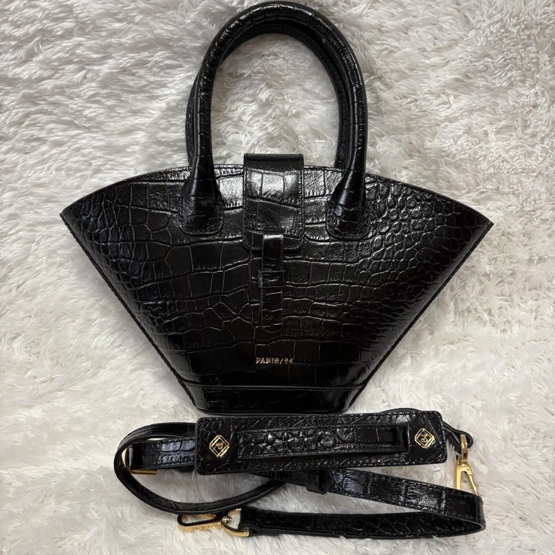 【未使用】PARIS/64 ブラック ハンドバッグ Bolsos by PARIS/64