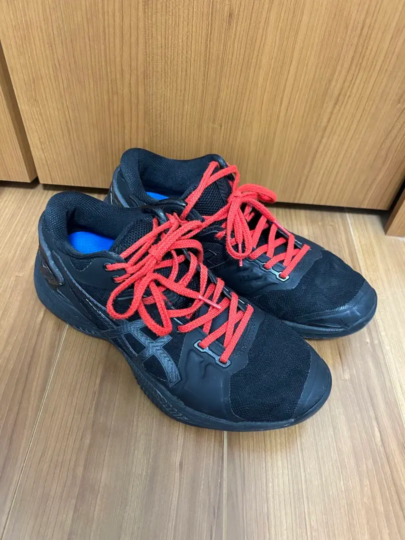 お年玉価格GELBURST 26 LOW 001カラー　23.5㎝ 1063a047001-a.jpg