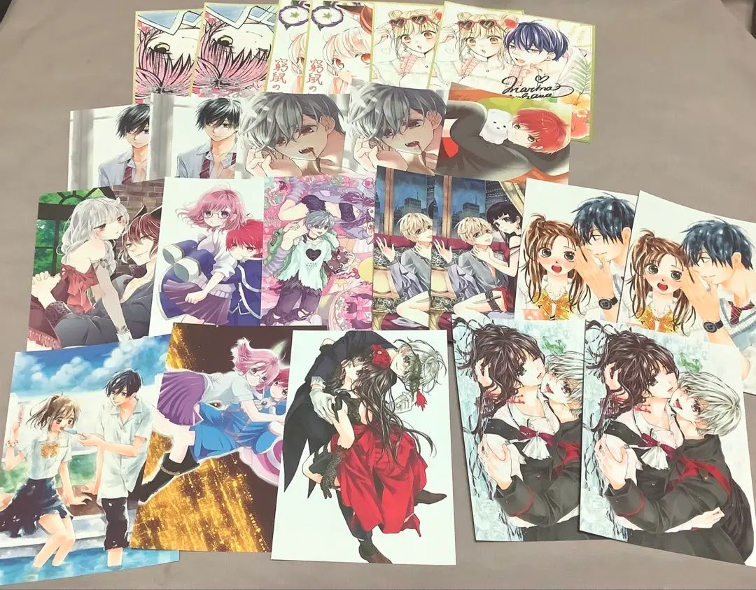 Thumbnail of Sho-Comi (magazine) photo cards, replica shikishi art boards, Seishun Heavy Rotation, and more