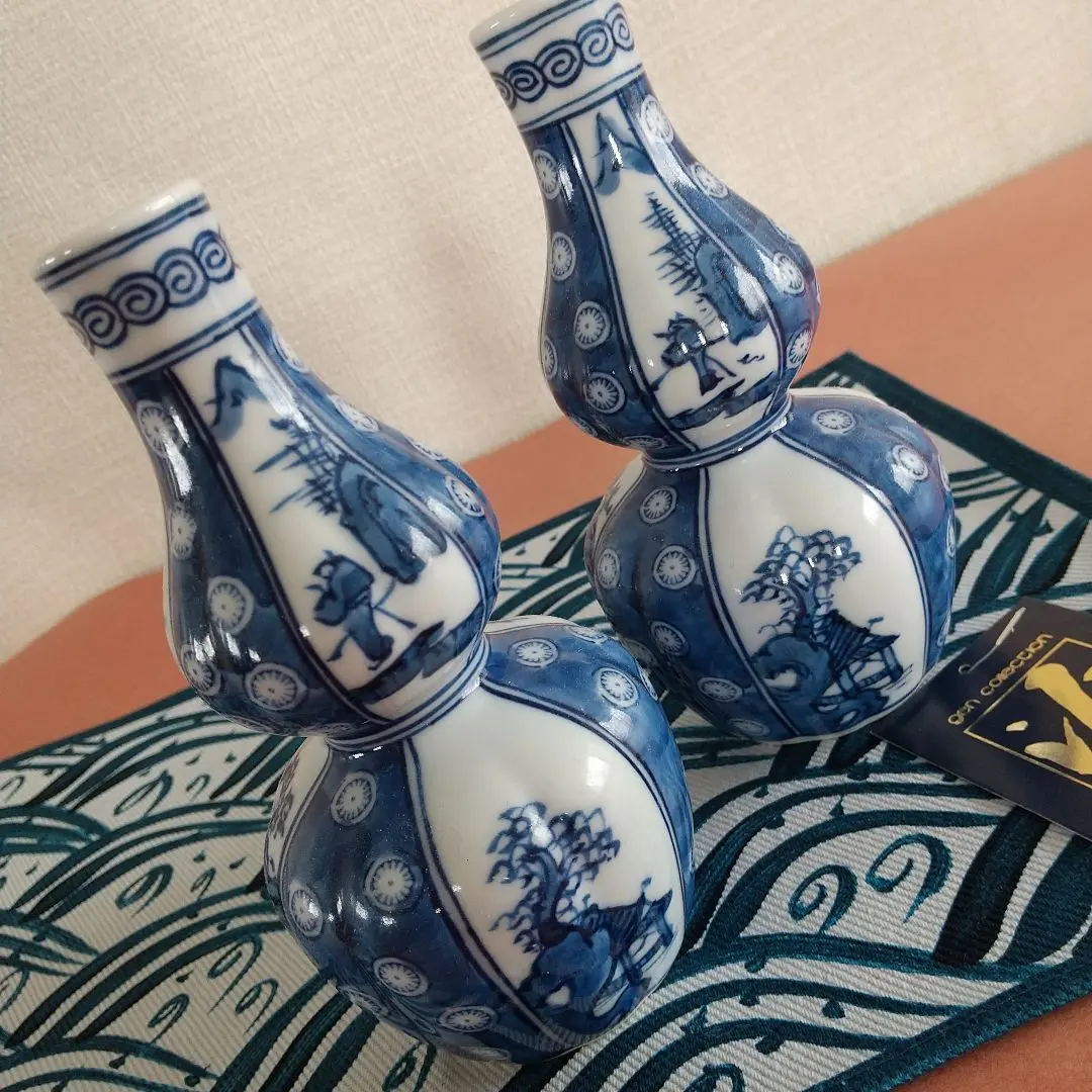 舘林源右衛門作　祥瑞手瓢型六角花瓶 舘林源右衛門作 祥瑞手瓢型六角花瓶