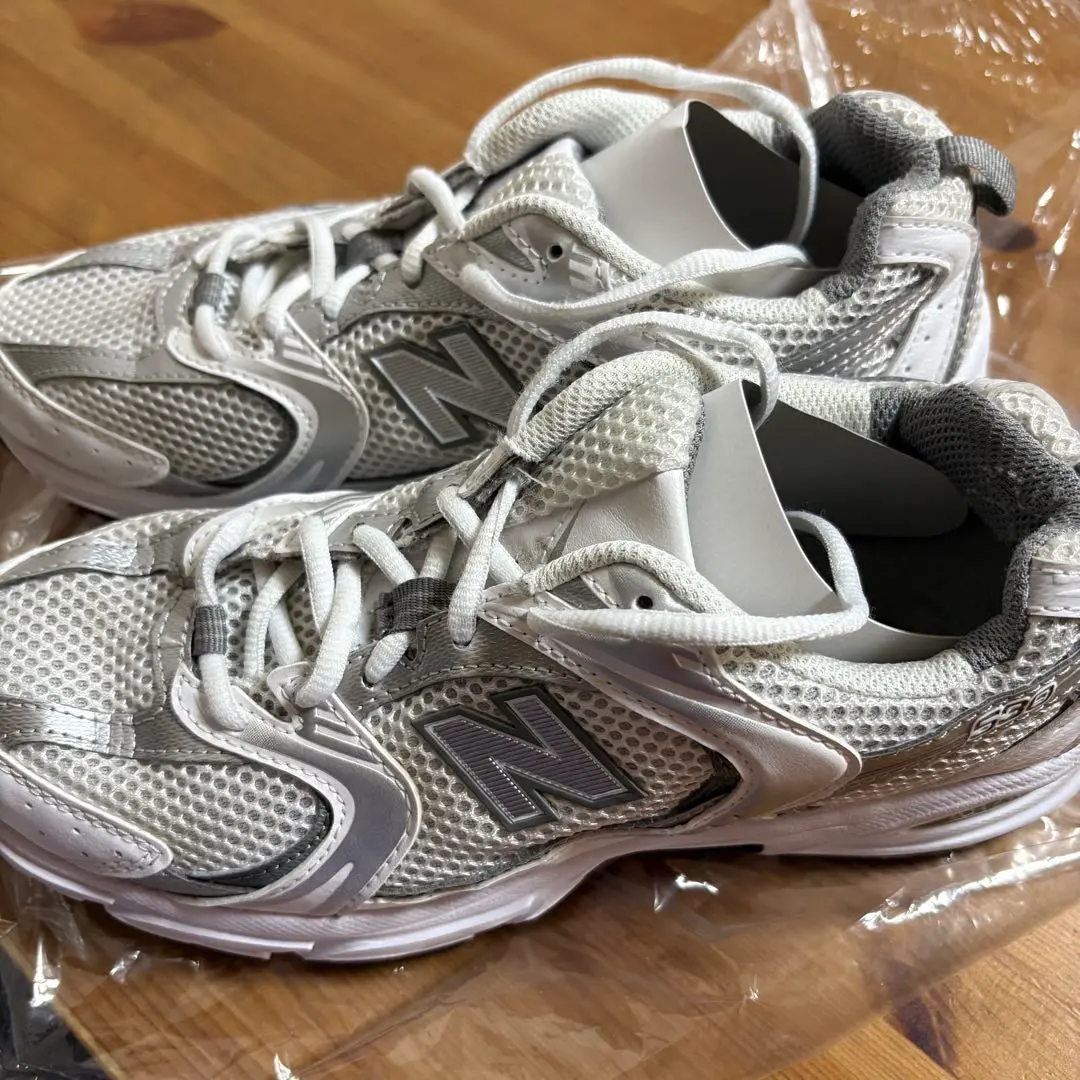 2025年最新】new balance mr530adの人気アイテム - メルカリ