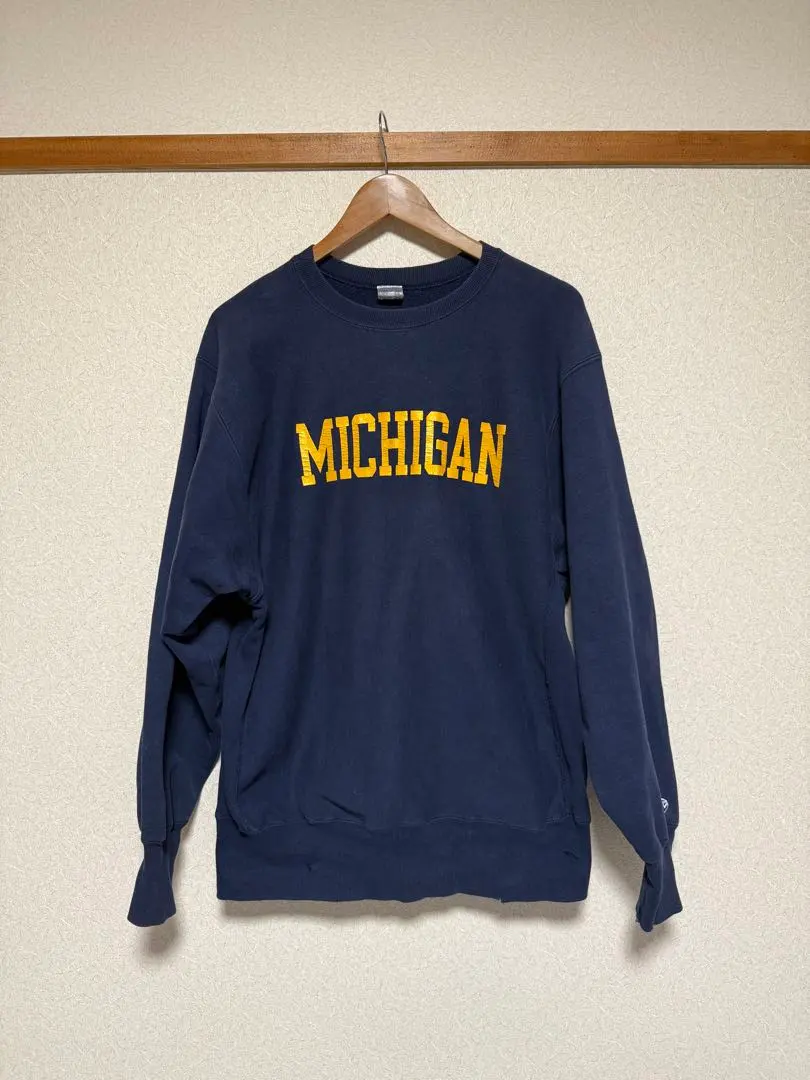 Thumbnail of Champion Reverse Weave Vintage Sweatshirt Navy MICHIGAN