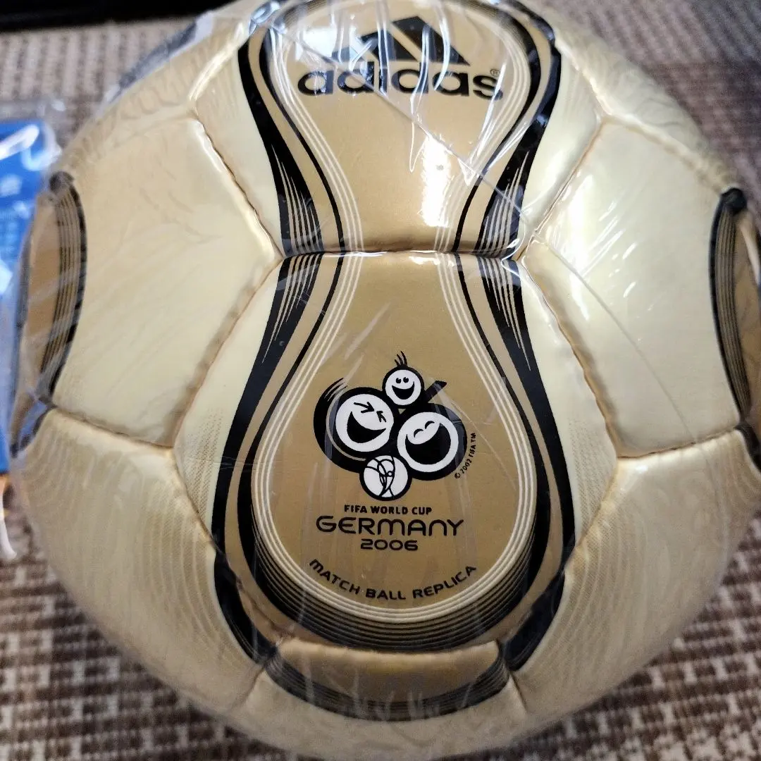 adidas Teamgeist Jリーグ サッカーボール　美品 adidas - Jリーグ 白黒 チームガイスト 公式球 5号球 アディダス