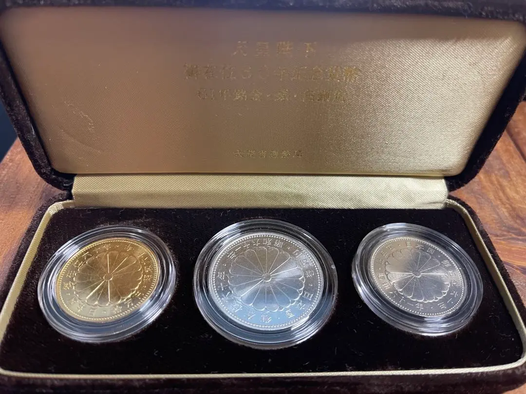 【プルーフ貨幣】天皇陛下御在位60年記念硬貨壱万円銀貨幣　２枚❢ 専門店では 天皇陛下御在位60周年記念一万円銀貨 プルーフ貨幣