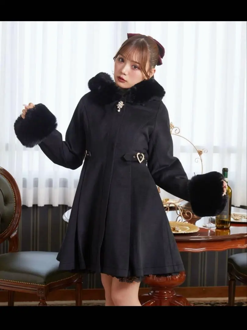 腰部愛心扣連帽大衣 ROJITA 美品 的縮圖