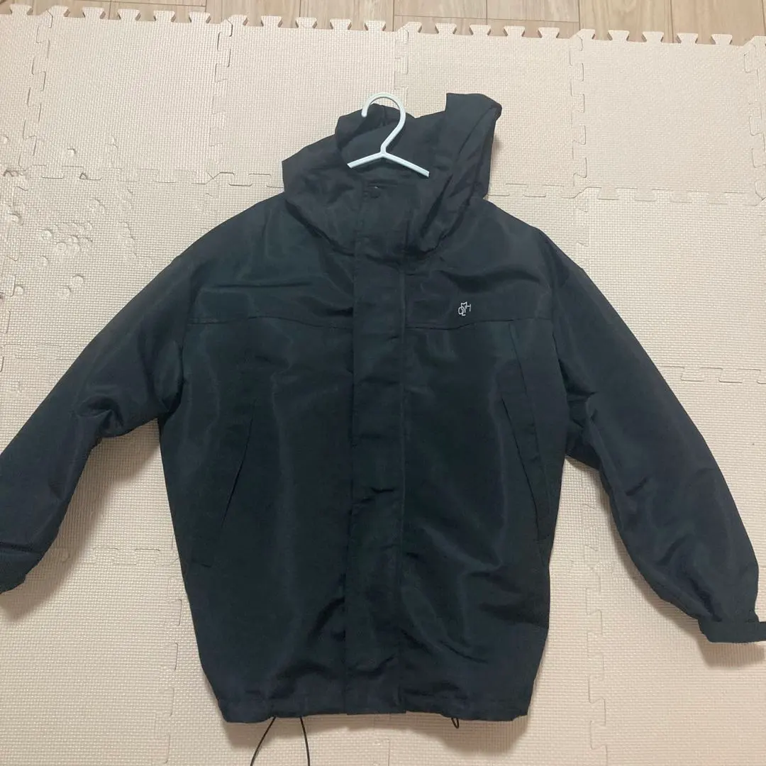 Thumbnail of Black mountain parka