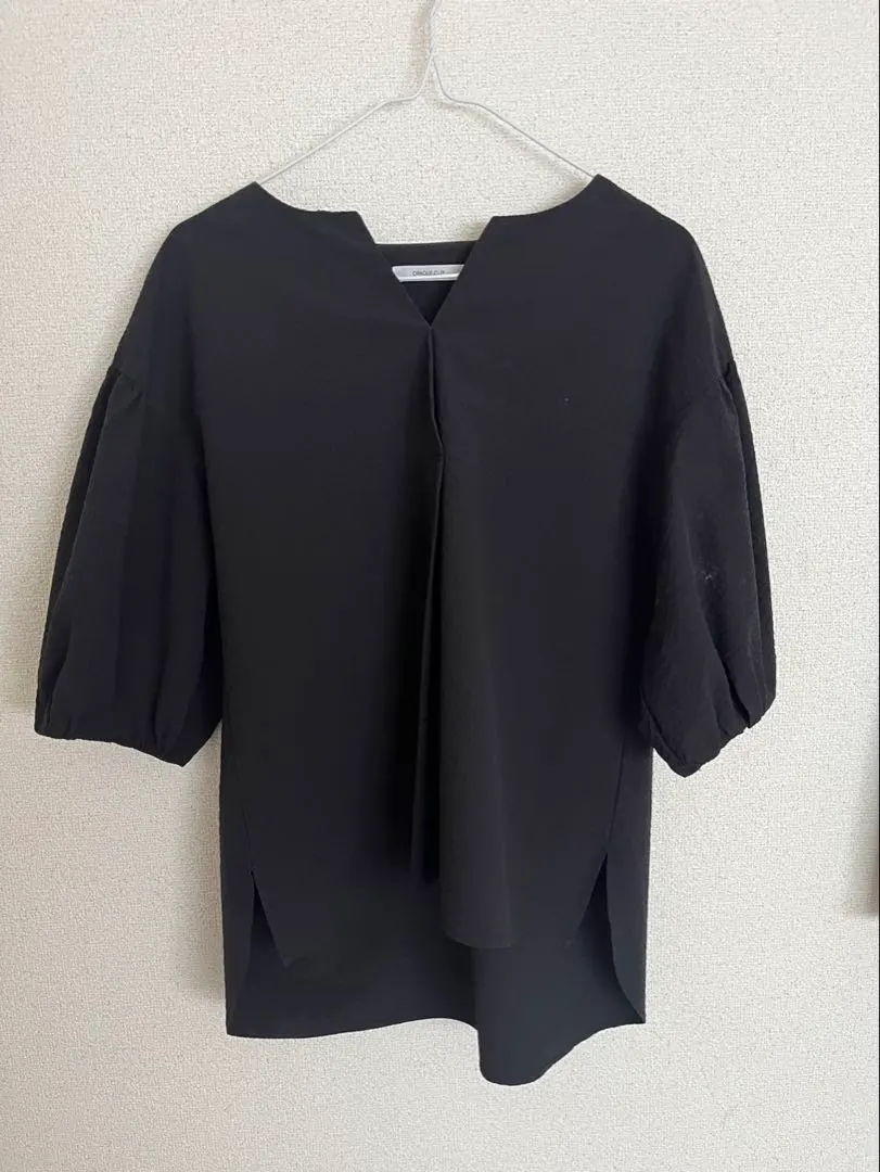 Thumbnail of OPAQUE.CLIP Balloon Sleeve V-Neck Shirt