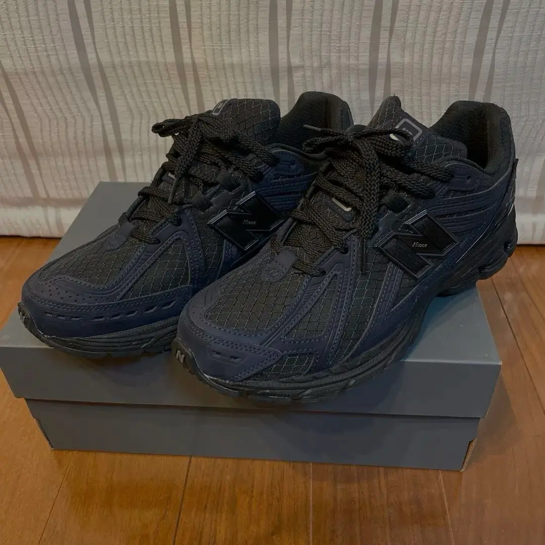 【完売商品】NEW BALANCE 1906R ブラックネイビー 24.5センチ 2025年最新】NEw balance 1906r ブラックネイビーの人気アイテム