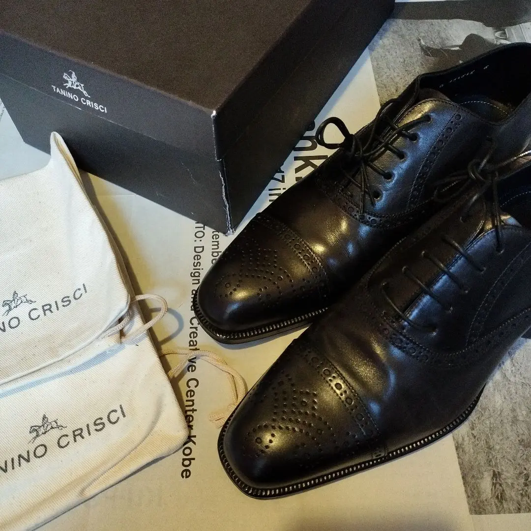 美品✨TANINO CRISCI ストレートチップ ビジネスシューズ メダリオン CRISCI】 クリッシー MEDALLION V 【CRISCI】 MEDALLION