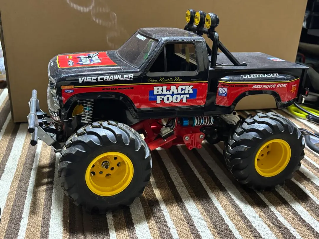 タミヤＲＣラジコンメカ付きブラックフット　フルセット Yahoo!オークション -「タミヤ ブラックフット」(ホビーラジコン