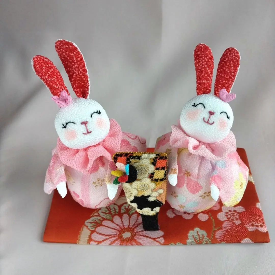 Thumbnail of Chirimen Craft [New Year's Rabbit Sisters] Ornament