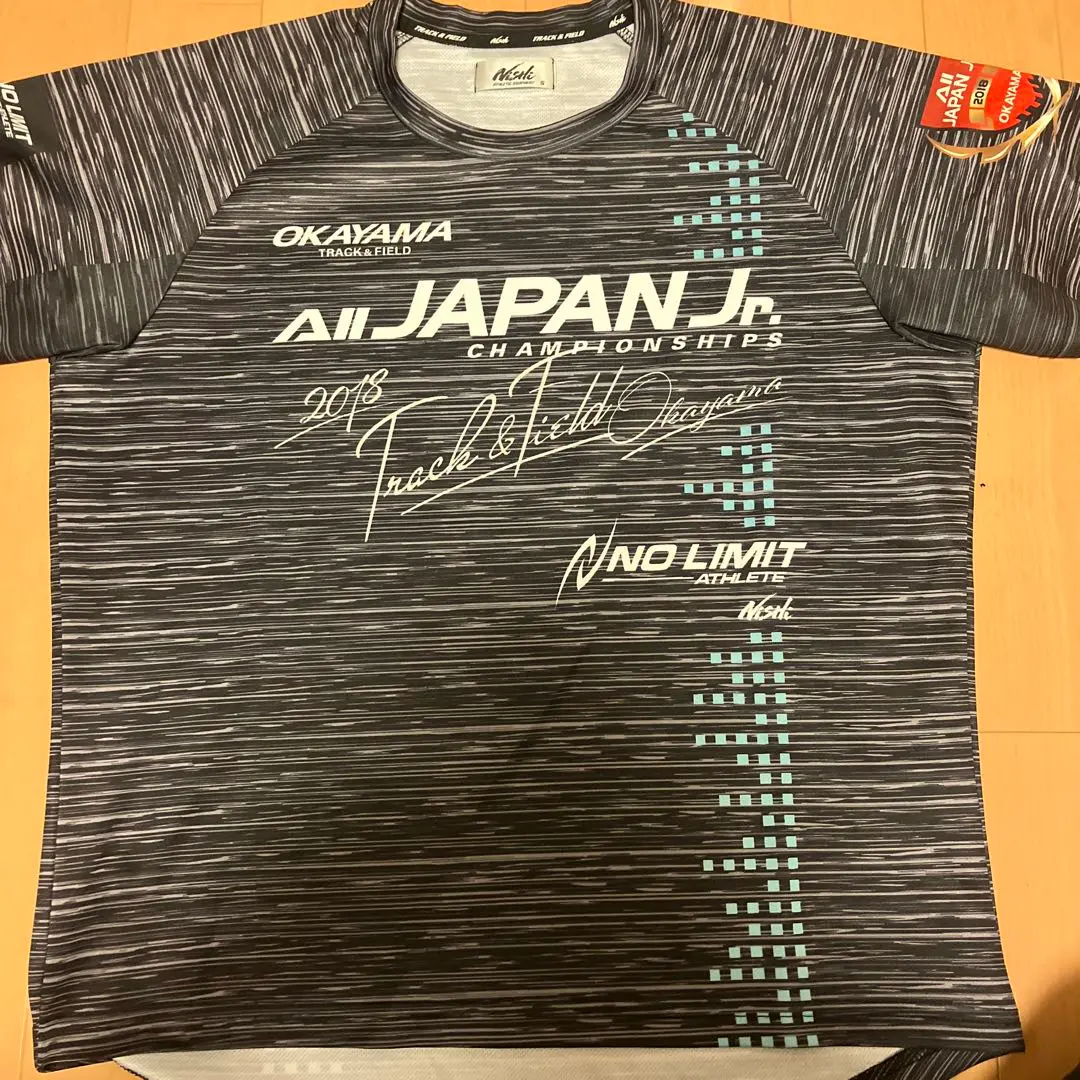 デサントオールジャパン陸上Tシャツ2025 デサントオールジャパン陸上Tシャツ2025 - メルカリ