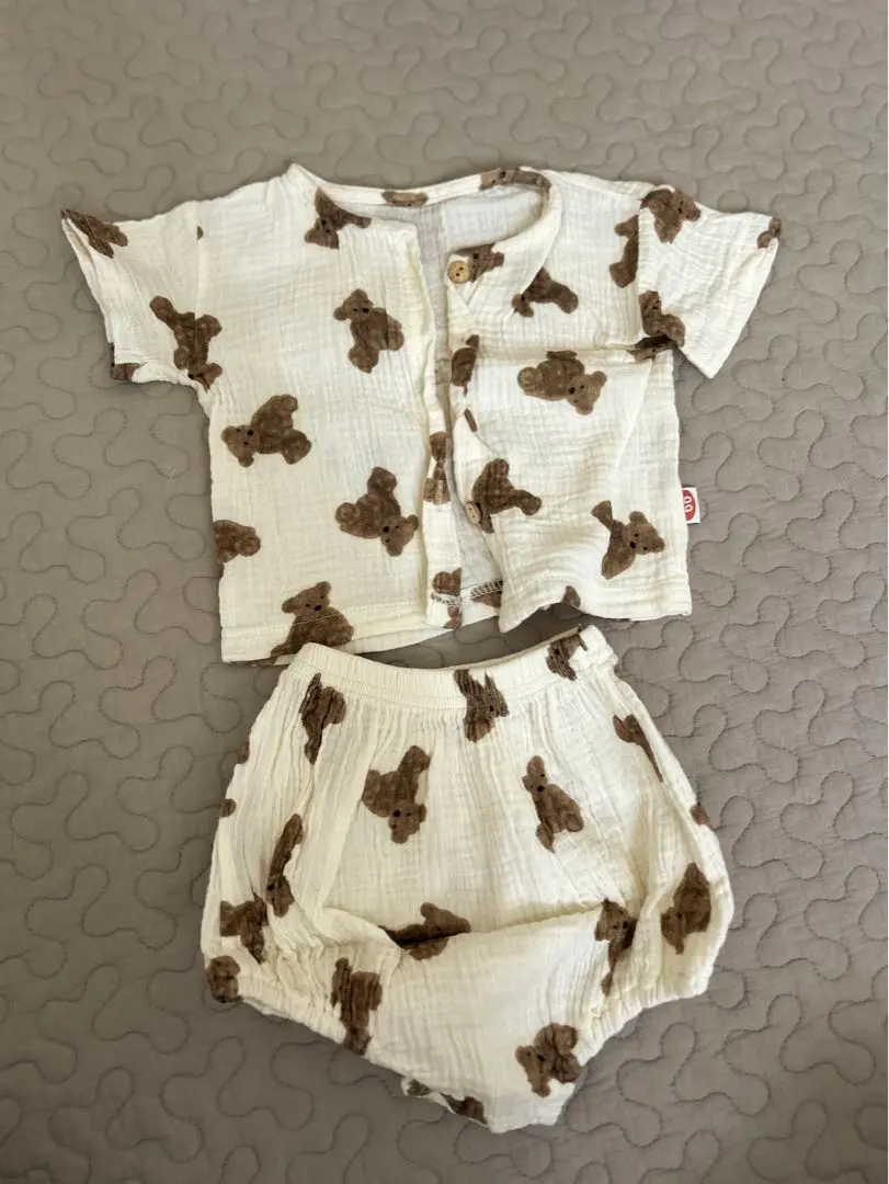 Thumbnail of Korean children's clothing, bear set-up, gauze fabric, baby tops, baby bottoms