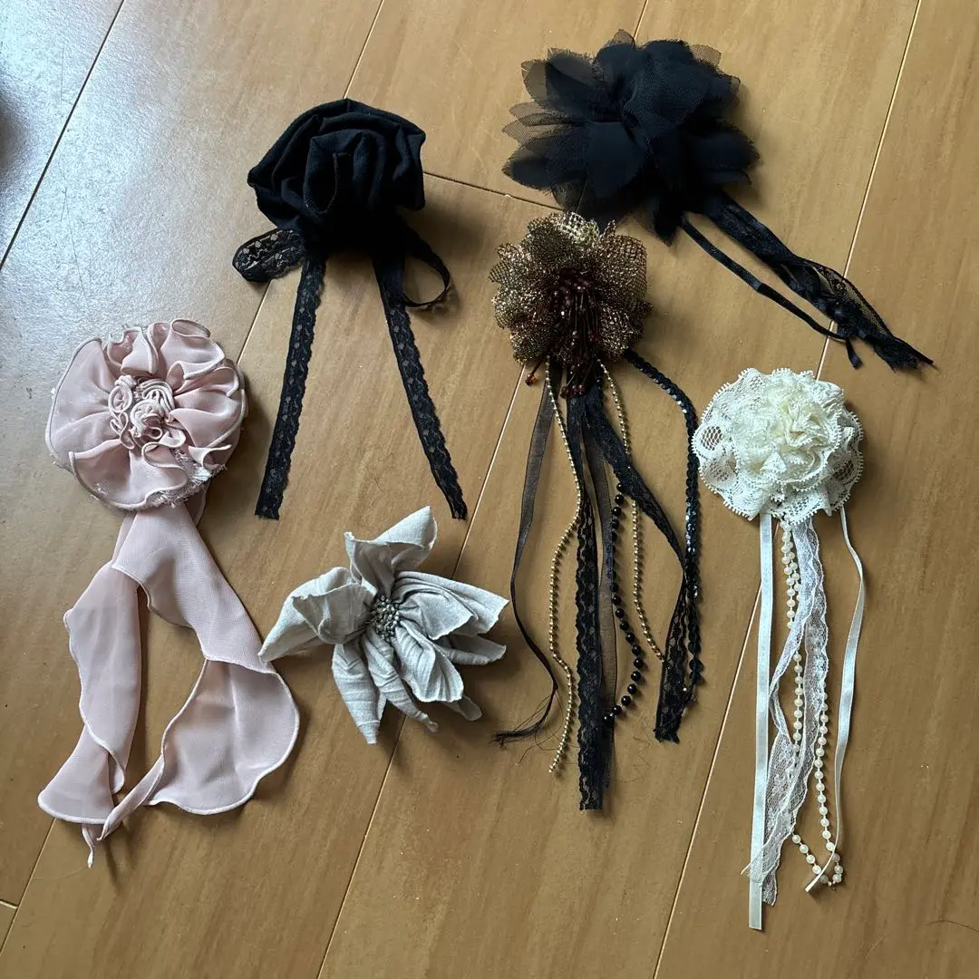 Thumbnail of Corsage and Hair Accessory Set