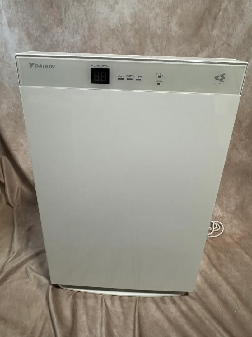 【美品】 ダイキン 加湿空気清浄機 MCK70T-W　2017年製 DAIKIN ダイキン MCK70T-W 空気清浄機 ホワイト 2017年製 加湿