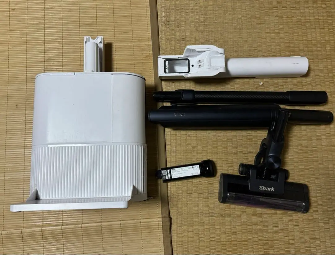 希少　LC301JBK 動作保証品　シャーク　掃除機　中間パイプ カーボンパイプ シャーク 掃除機 LC301JBK 本体のみ
