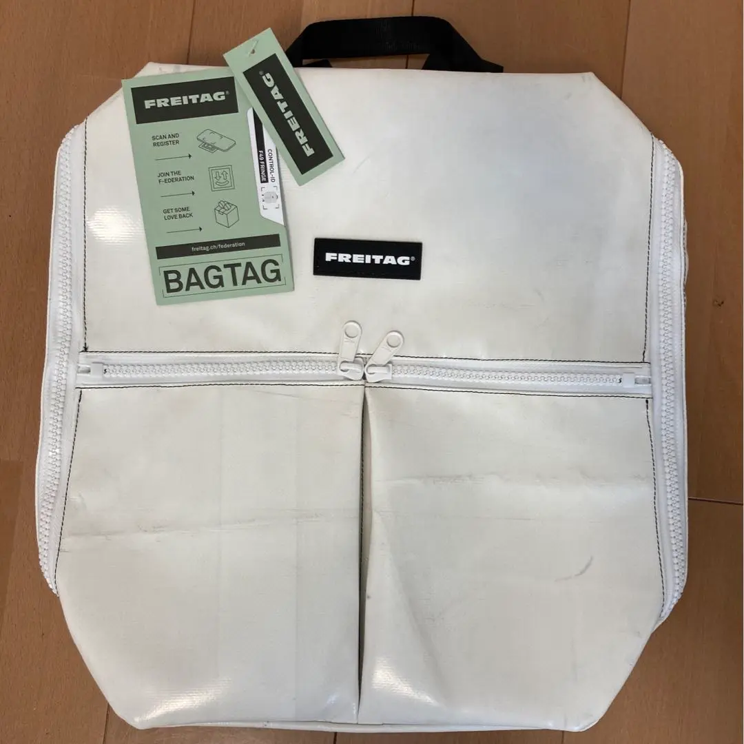 フライターグ　FREITAG　FRINGE 未使用品　カッこいいシルバー FREITAGの新品フリマアイテム一覧