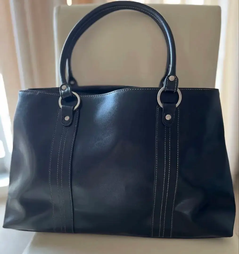Thumbnail of Taka-sama's Black Leather Business Bag