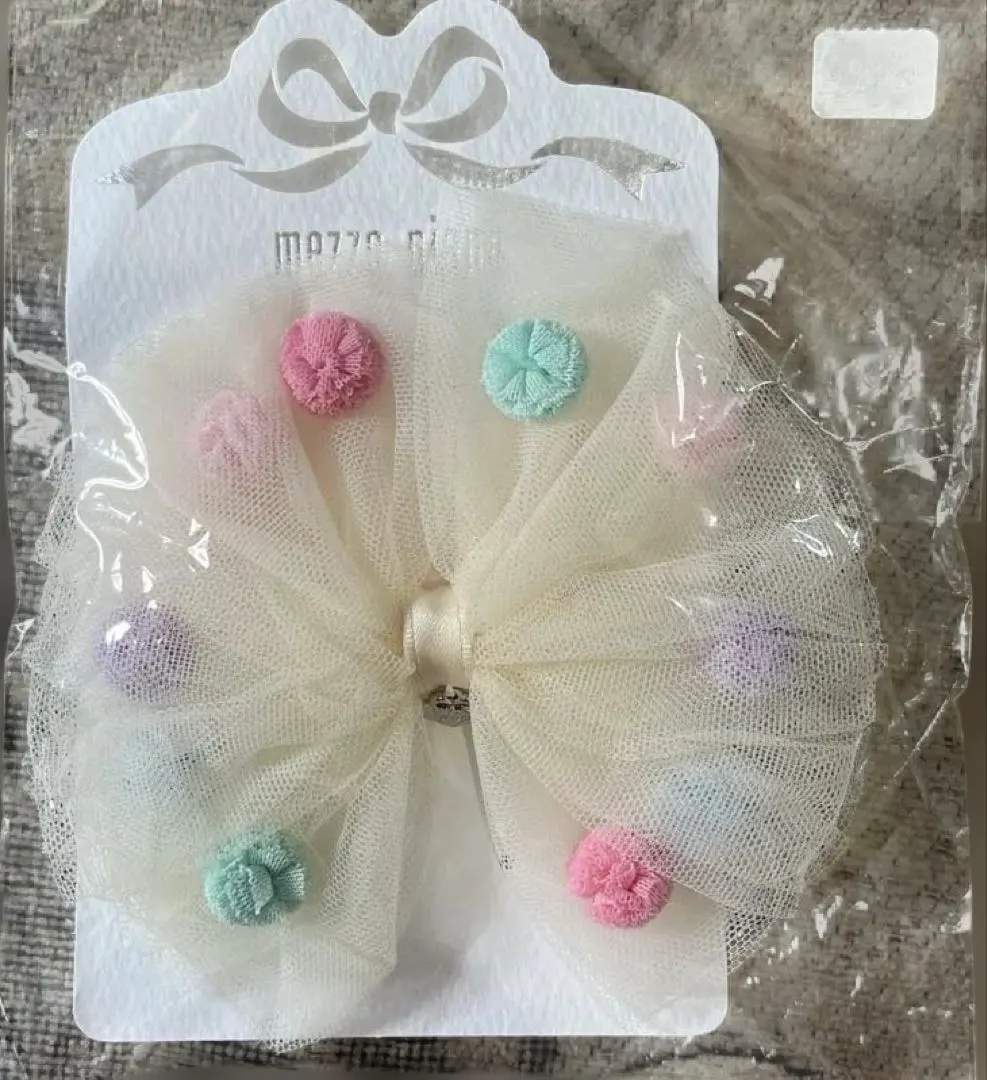 Thumbnail of ⭐️Brand New⭐️ Mezzo Piano Hair Ties - White