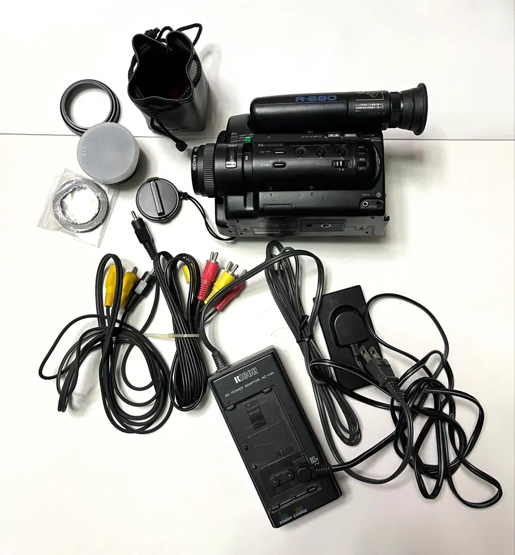 理光 R-680 8毫米攝影機 本體 附屬品 的縮圖