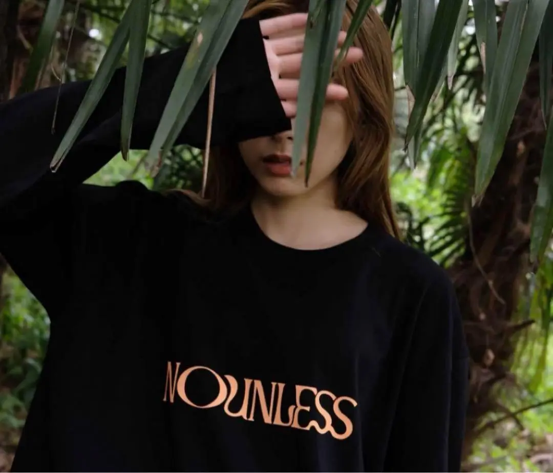【新品未使用タグ付】NOUNLESS LOGO TEE 1 新品未使用タグ付】NOUNLESS LOGO TEE 1 - メルカリ