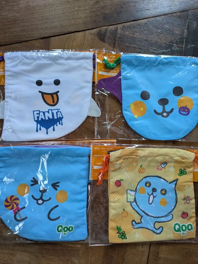 Thumbnail of Qoo Character Reversible Pouch Set of 4