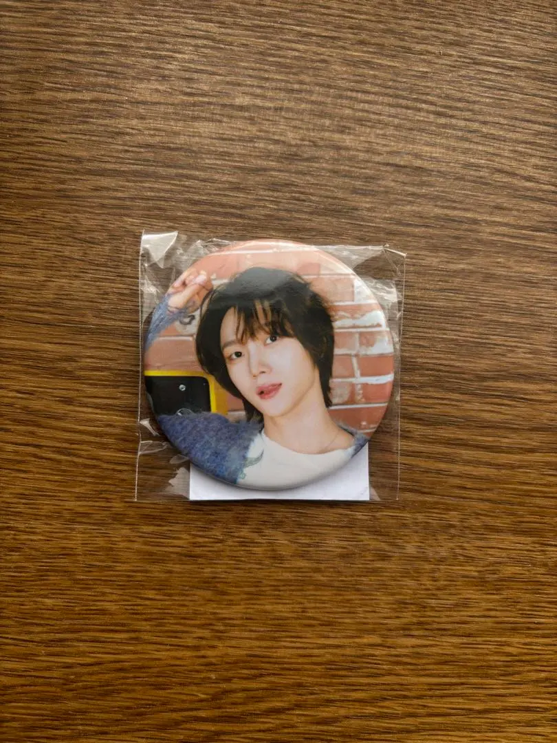 孫祜小卡附贈 BOYNEXTDOOR 徽章 的縮圖