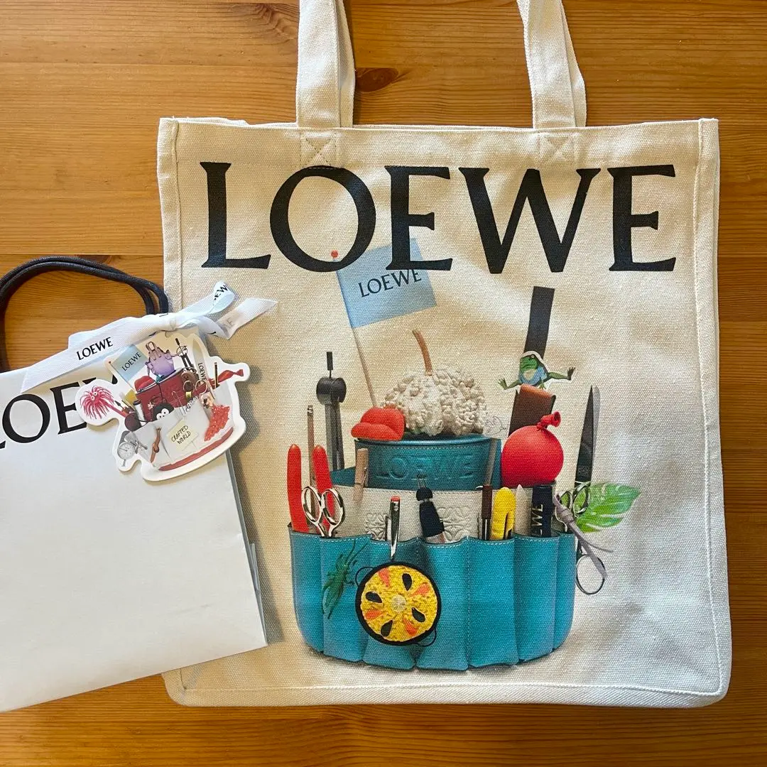 LOEWE イラストエコバッグ 2025年最新】LOEWE カラー：ホワイト系 エコバッグの人気