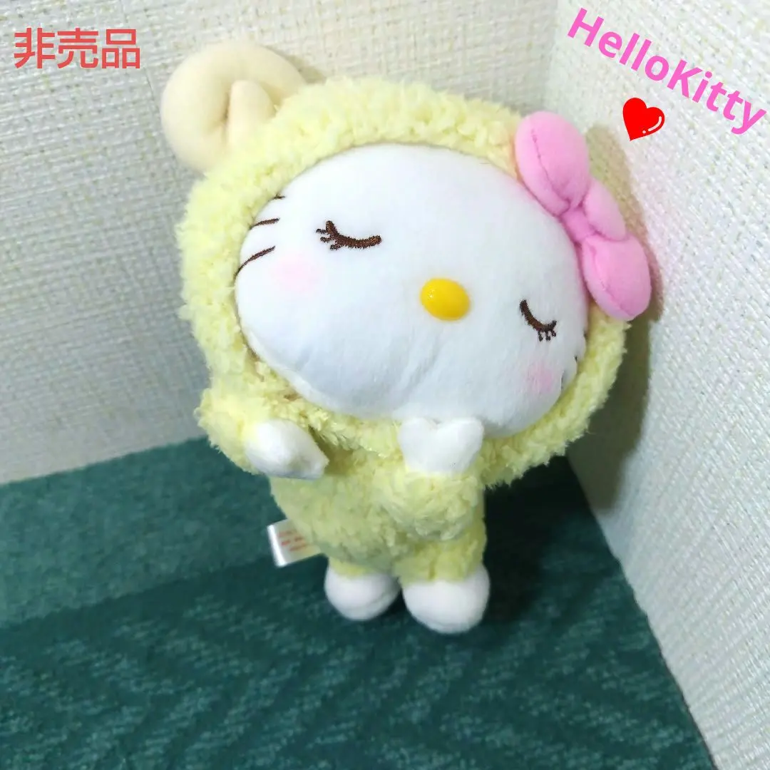✨稀有✨非賣品✨三麗鷗✨Hello Kitty 羊年玩偶 2015年✨養樂多✨ 的縮圖
