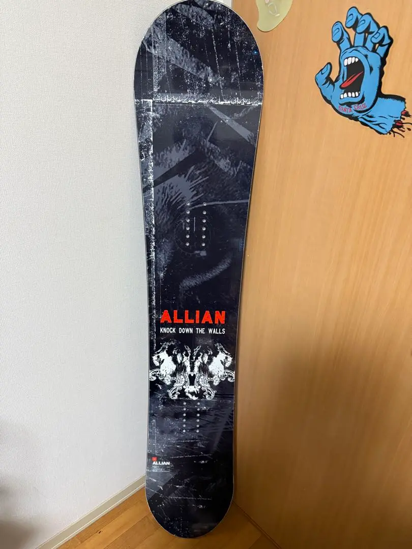 21-22 ALLIAN PRISM スノーボード 152 ALLIAN史上最高のバランスでスピードと操作性を両立。最強PRISM