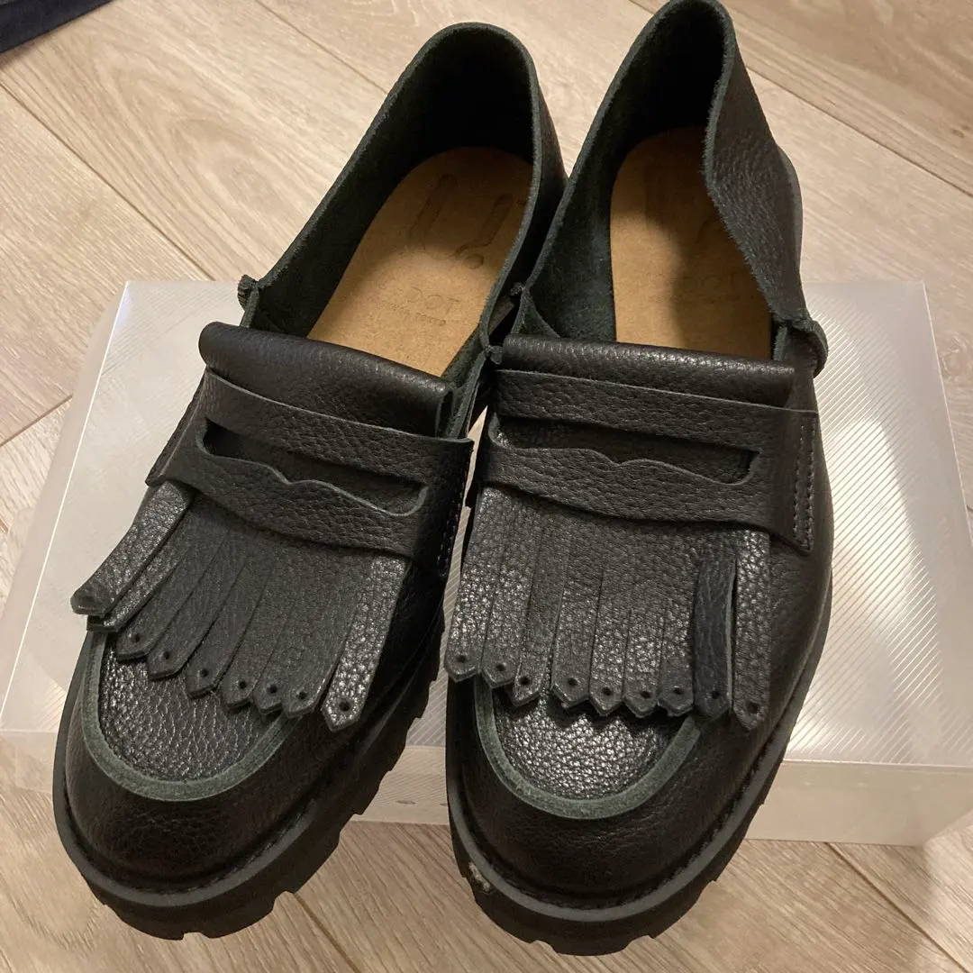 フリンジ付き黒ローファー　Uドット　新品未使用 2025年最新】U-DOT 靴の人気アイテム - メルカリ