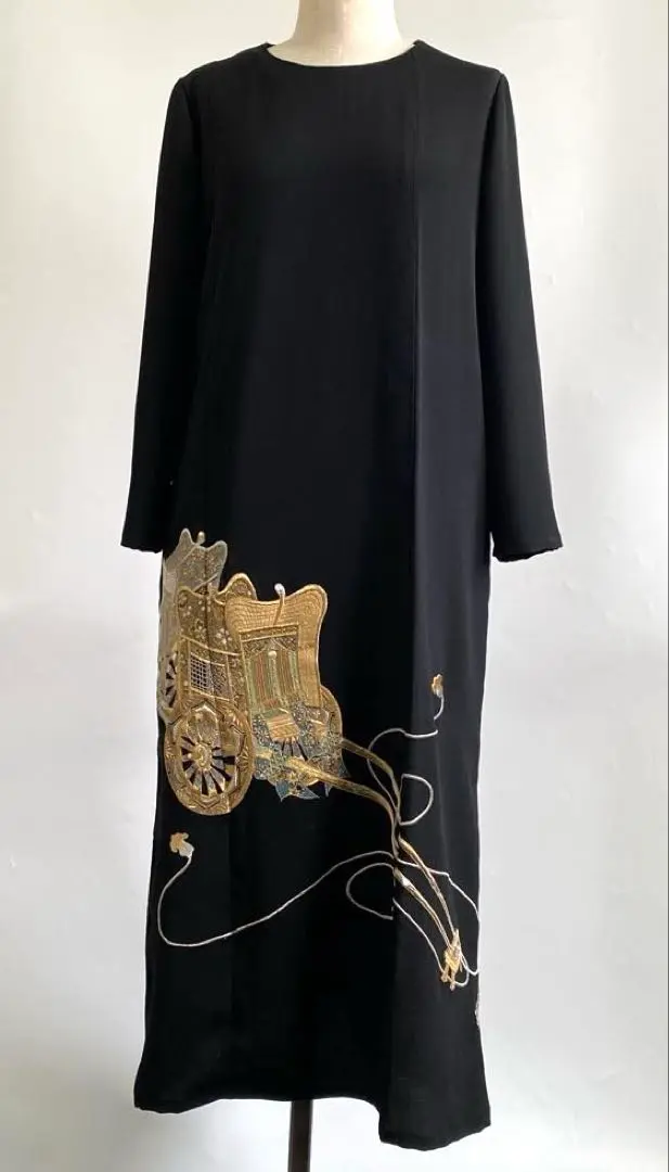 手工製作 黑留袖改造 帶刺繡 長袖長款連衣裙 黑色 的縮圖