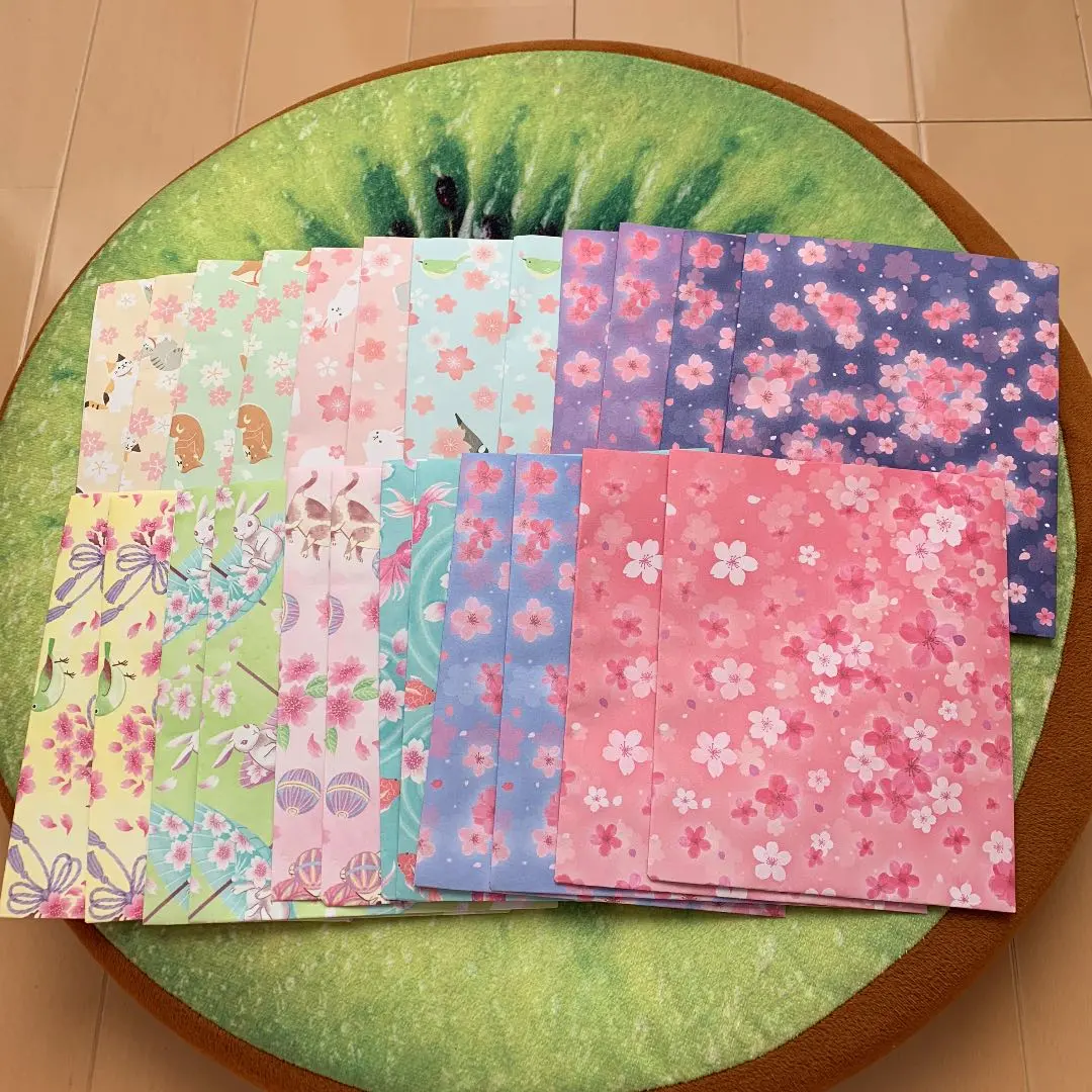 Thumbnail of Free Shipping 24-piece set of wrapping paper bags: animal patterns, cherry blossom patterns, gifts