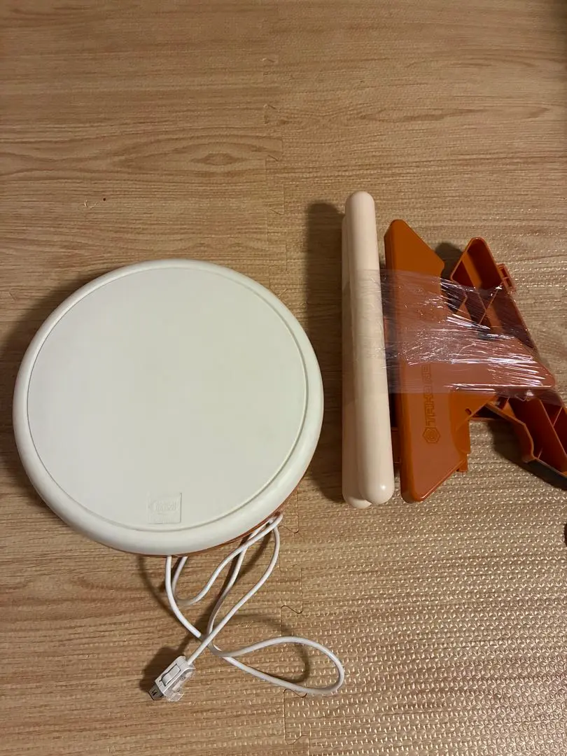 Thumbnail of Taiko no Tatsujin Tatacon Wii White/Orange