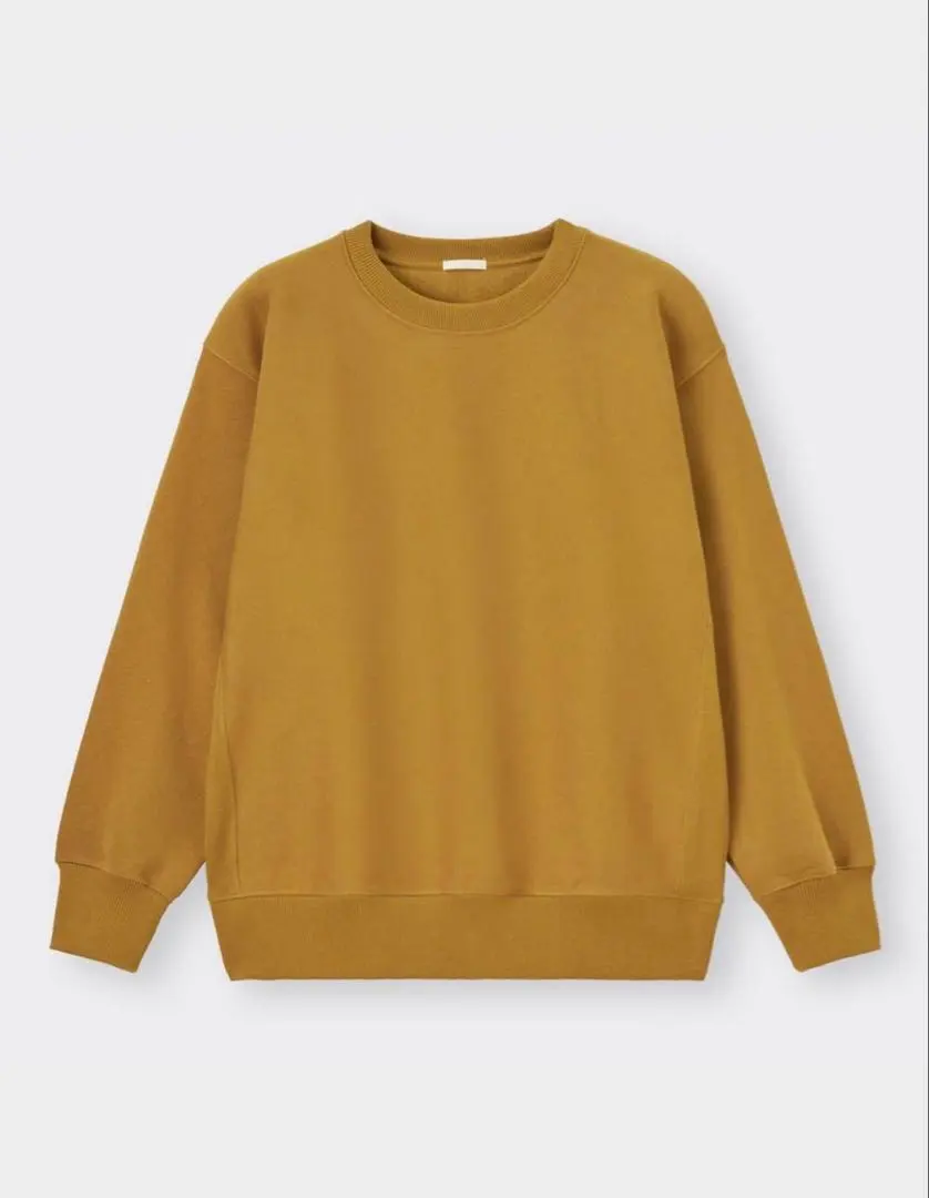 GU 厚磅寬鬆大學T 的縮圖