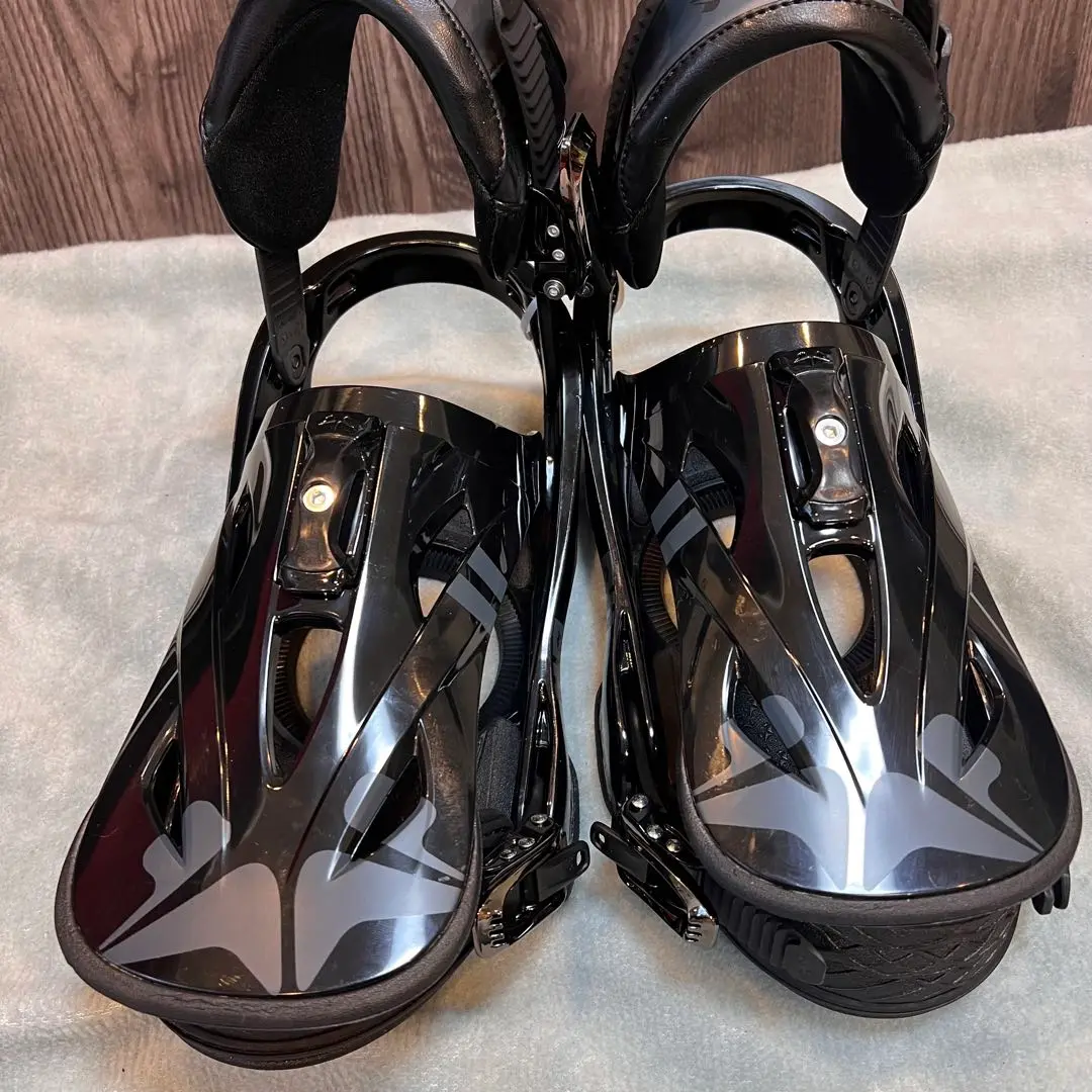 ヴィンディング　ROME CRUX ブラック 取り付けパーツ付き　small Rome Crux snowboard bindings 2023 | Rome SDS – Rome US